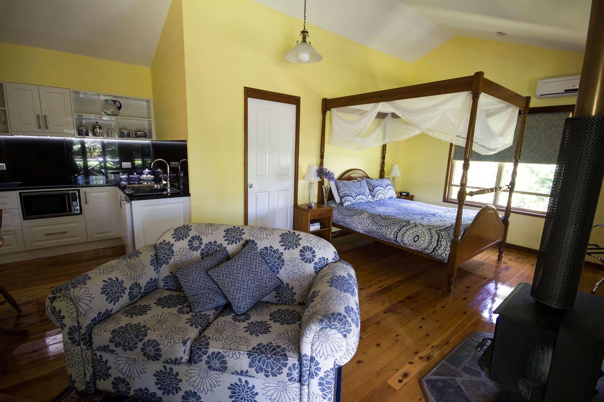 Bendles Cottages Maleny Esterno foto
